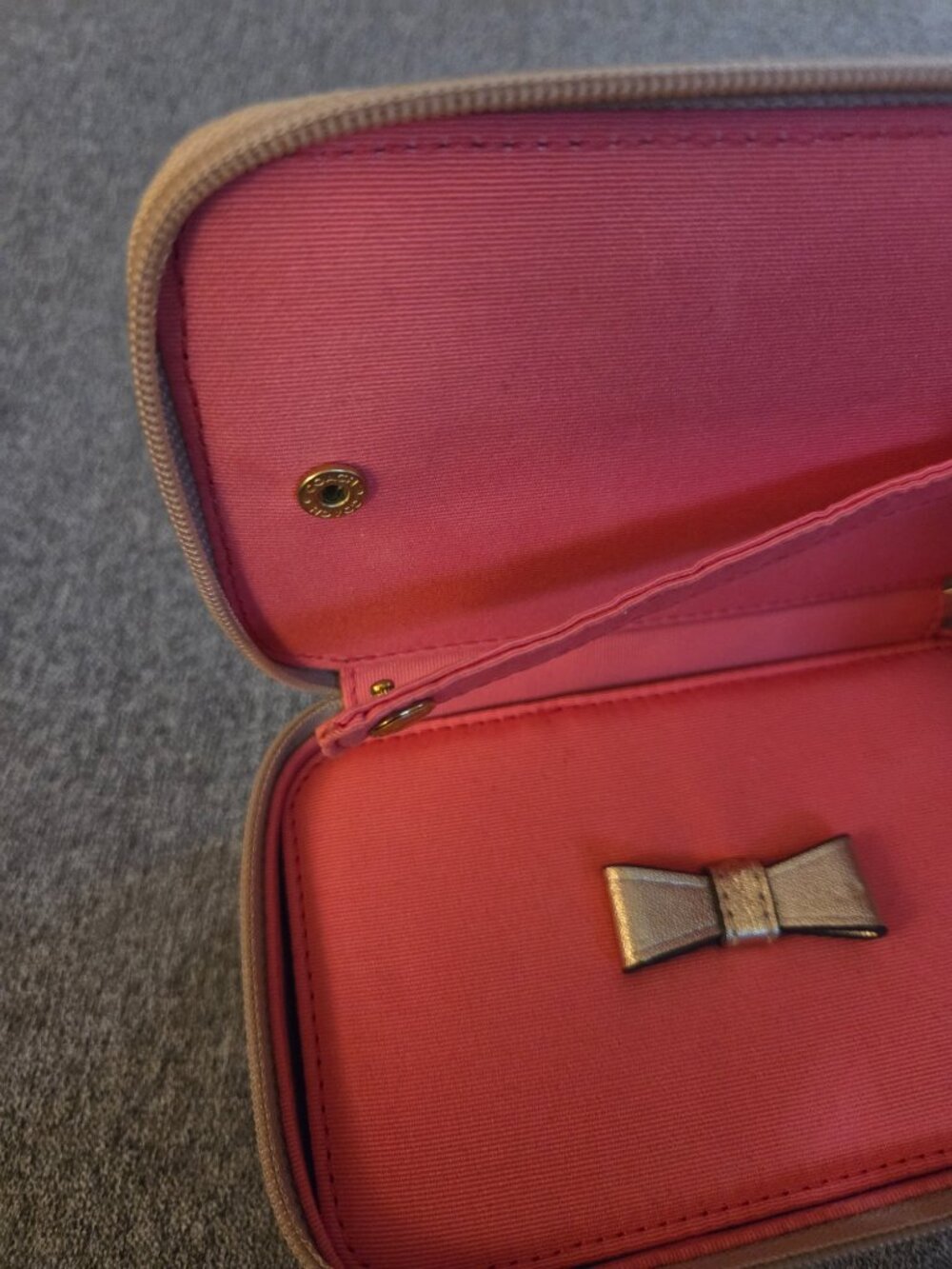 Coach Jewelry Box - Picture 7 of 7